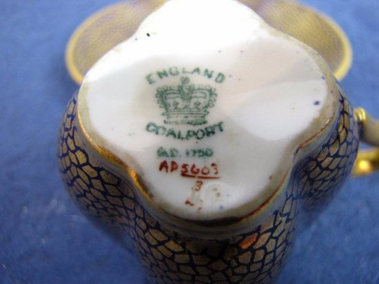 ０１９　コールポート　四つ葉のデミタスカップ＆ソーサー　コバルト＆ゴールド