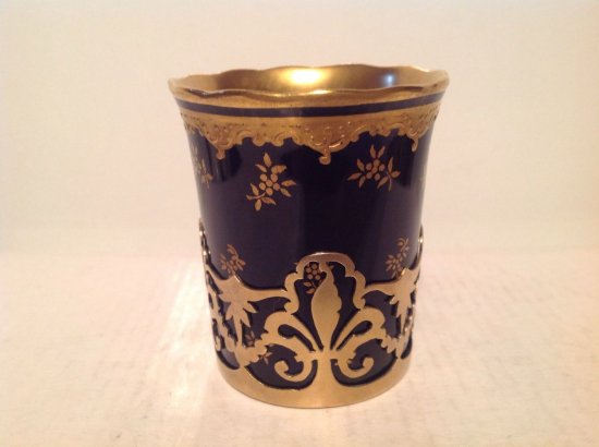 ０２０　コールポート　純銀ホルダー付きコバルトブルーとゴールドのカップ＆ソーサー