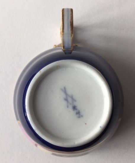 １６２　アンティーク　マイセン　マルコリーニ期　ヘロドトスとレオダマスのカップ＆ソーサー