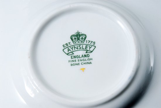 １９４　エインズレイ 金彩コバルト カップ＆ソーサー＆スプーン