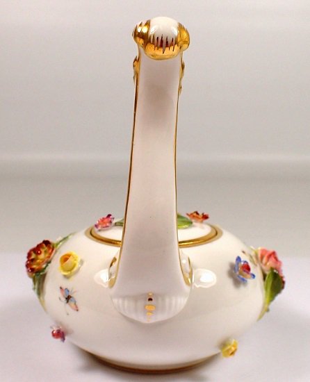 １６５　希少　アンティーク　マイセン　磁器　昆虫と花が描かれたミニチュア蓋付きティーポット　金彩