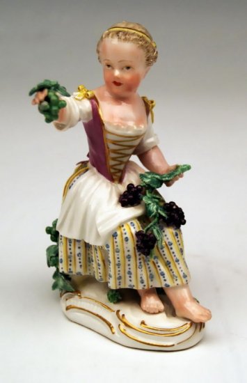 マイセン人形　葡萄を持つ庭師の少女　ケンドラー（1780年）