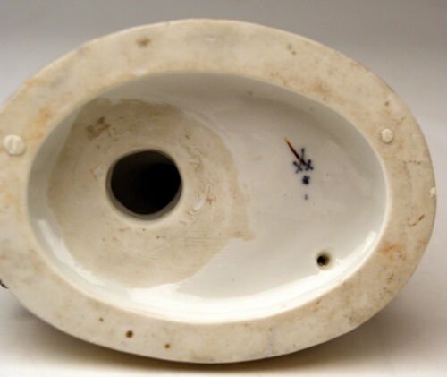 （取り置き中の商品）マイセン人形　『四季』冬の子供たち フィギュリン マルコリーニ時代（1800年ころ）型番号G94