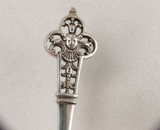 カルディヤック（CARDEILHAC）アンティーク　フランスルネッサンス様式スターリングシルバー製ティー/コーヒースプーン1点