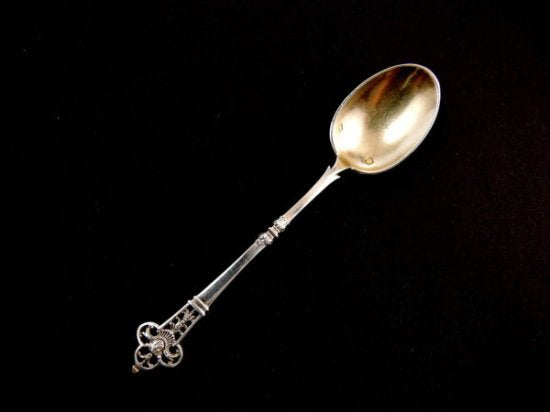 カルディヤック（CARDEILHAC）アンティーク　フランスルネッサンス様式スターリングシルバー製ティー/コーヒースプーン1点