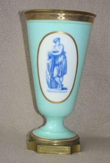 アンティーク　コンチネンタルフレンチ　バカラ　オパーリンガラスオルモルベース　プリュードン