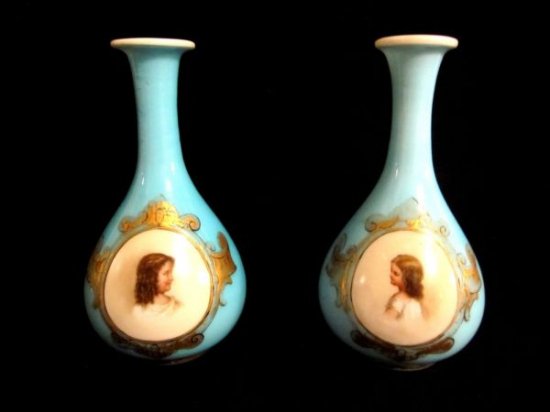 ペアアンティーク　バカラ　ブルーオパーリンポートレートベース　フランス第二帝政期