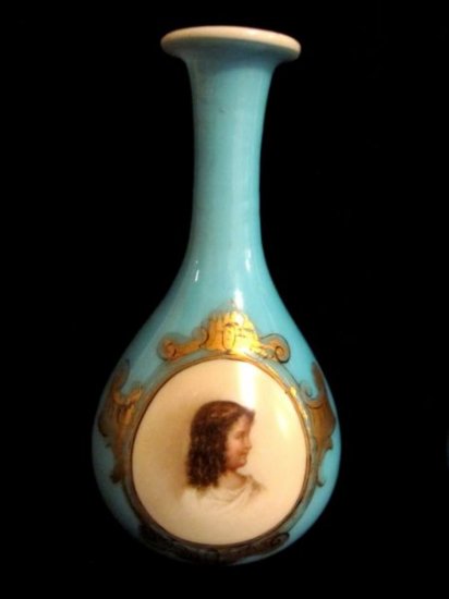 ペアアンティーク　バカラ　ブルーオパーリンポートレートベース　フランス第二帝政期