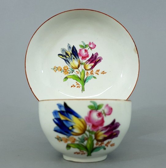 マイセン　バロック様式カップ　花のブーケ　マルコリーニ　（MK011）