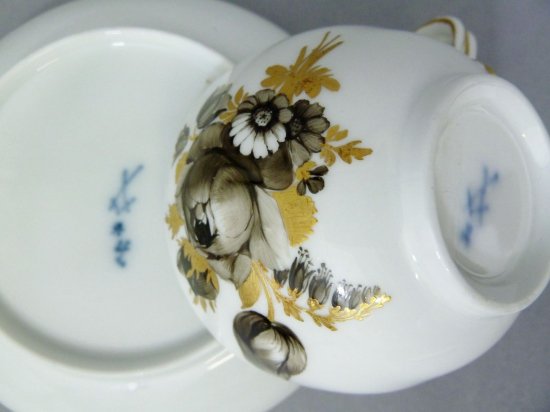 マイセン　バロック様式のカップ　グリザイユの花束　＃2　マルコリーニ