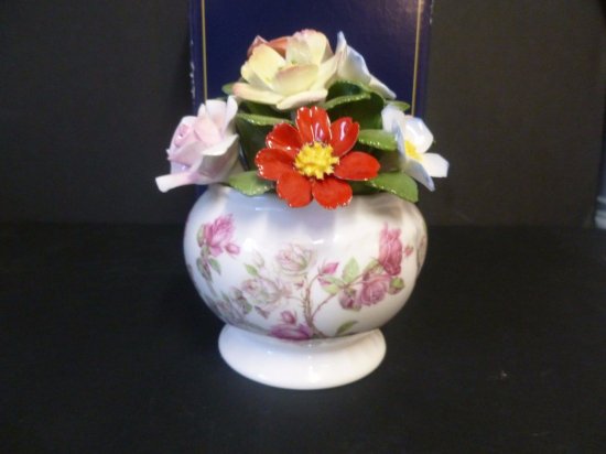 エインズレイ　シノワズリ　フローラルカスケード　コテージガーデンボウル