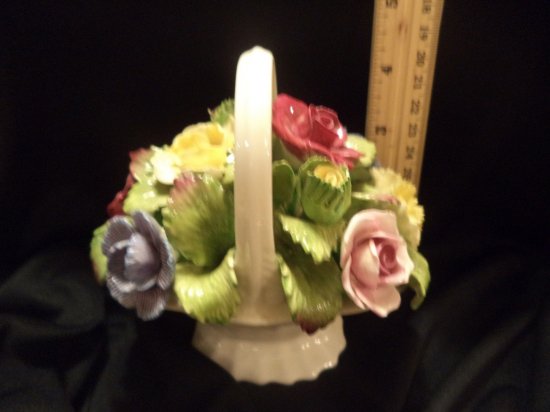 エインズレイ　シノワズリ　フローラルバスケット