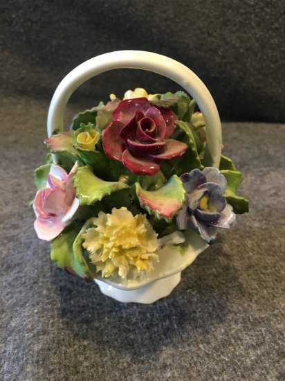 エインズレイ　シノワズリ　フラワーバスケット　イングランド