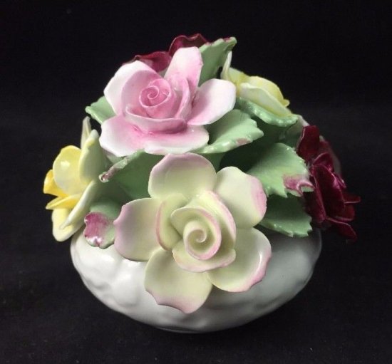 エインズレイ　大きなフラワーボウル