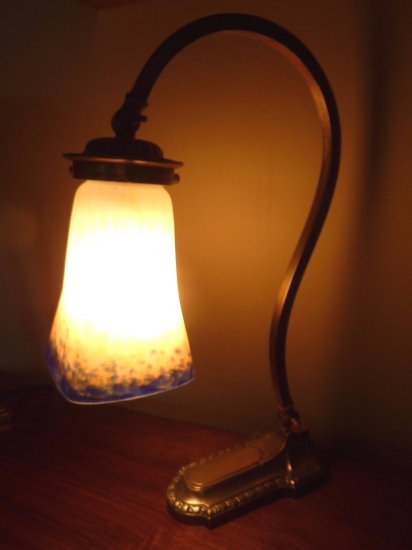 ミューラー兄弟　アールデコ調のテーブルランプ