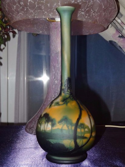 ミューラー兄弟　風景が描かれた花瓶　エッチングガラスベース