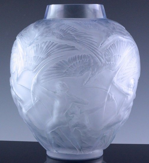296	ルネ・ラリック　フランスアールデコ　狩人のペールブルーベース