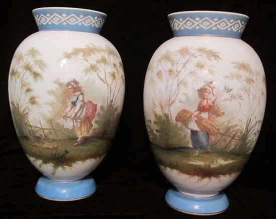 378	バカラ　アンティーク　オパーリンガラス　ハンドペイントペア花瓶　1896