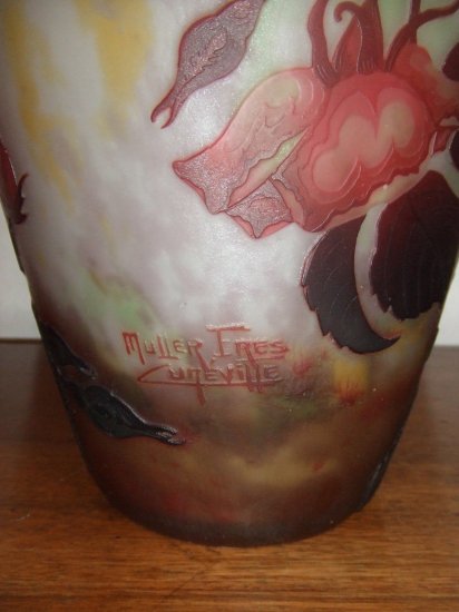 72	ミューラー兄弟　ピンクローズのカメオガラスシェードランプ