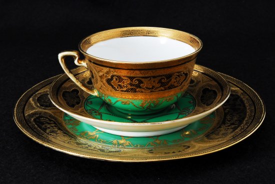 オールドノリタケ　金縁花柄グリーン　カップ＆ソーサー＆プレート