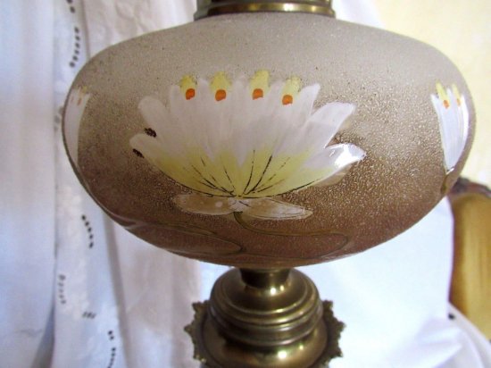 441	バカラ　崇高なセラミックオイルランプ　モンティニー＝シュル＝ロワン