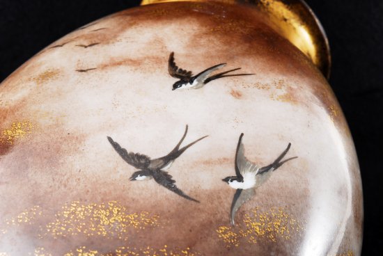 バカラ(Baccarat) オパーリンクリスタル ツバメ紋様 花瓶