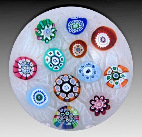 607	パースシャイアアートガラス　ミッレフィオーリケイン・オン・ラティチーノ　ペーパーウェイト