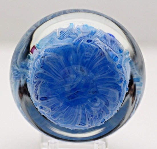 608	フロレットパースシャイア・オン・ブルーラティチーノ　アートガラスペーパーウェイト　Box＆COA付