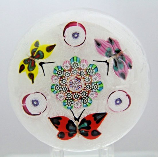 611	ベネチアングラス　ジョン・ディーコン　ラティチーノガラスペーパーウェイト　３匹の蝶