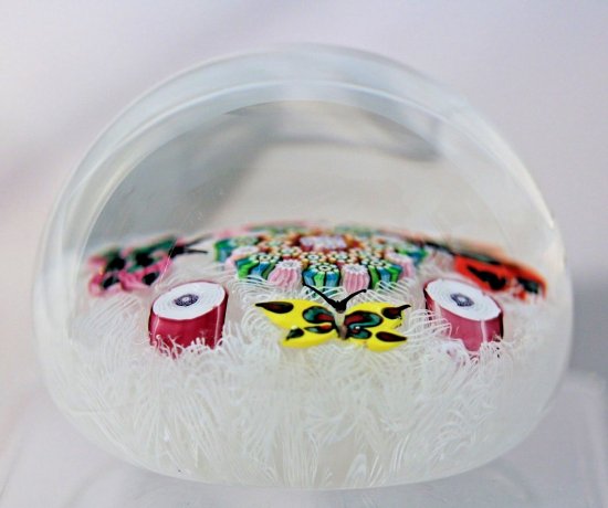 611	ベネチアングラス　ジョン・ディーコン　ラティチーノガラスペーパーウェイト　３匹の蝶