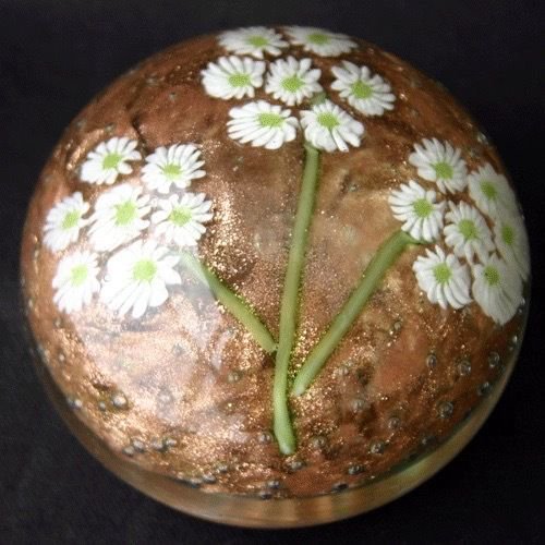 619	ムラノガラス　ガラスペーパーウェイト　デイジーフローラルバスケット　ゴールド