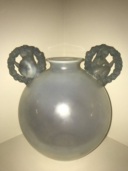 301	ルネラリック　Rene Lalique　オパールのようなロンサールガラス花瓶