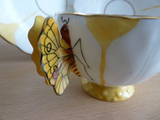 195	エインズレイ　トリオティーセット　バタフライ