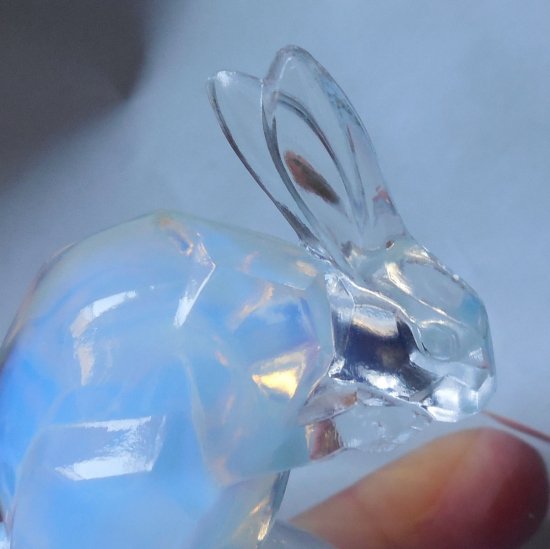 309	ルネ・ラリック　灰皿　乳白色のウサギ