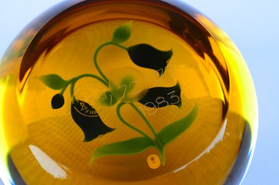 555 バカラ　リンドウ　ガラスペーパーウェイト　1983年　箱付き