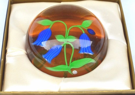 555 バカラ　リンドウ　ガラスペーパーウェイト　1983年　箱付き