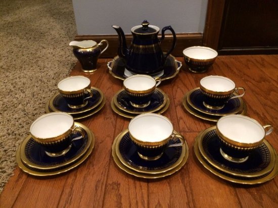 231	エインズレイ　シノワズリ　コバルトブルーのティーセット　22点