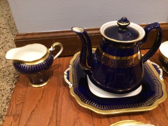 231	エインズレイ　シノワズリ　コバルトブルーのティーセット　22点