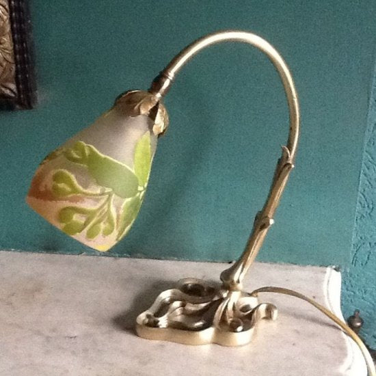 135 エミール・ガレ　アール・ヌーボー　カメオ・ガラス　テーブルランプ　1900～1915年頃