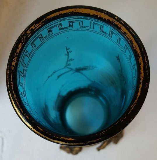 571　バカラ（BACCARAT）アンティーク　ジャポニズムデザイン　ブルークリスタルとブロンズ装飾の花瓶　1880～90年頃