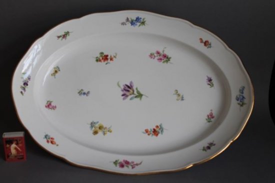 マイセン　スキャタードフラワー（小花散らし）　４７cm　楕円形大皿　双剣マーク付き　19世紀