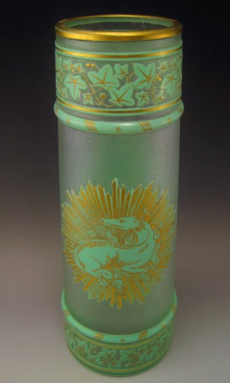 577　バカラ（Baccarat)　アンティーク　アシッド・エッチングのカメオガラス　アートガラス花瓶　1900年頃