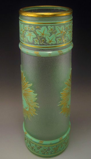 577　バカラ（Baccarat)　アンティーク　アシッド・エッチングのカメオガラス　アートガラス花瓶　1900年頃