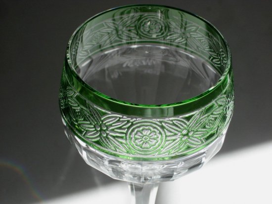 580　バカラ（Baccarat）アールデコ様式　クリアクリスタルとグリーンのアシッド・エッチング・カットのワイングラス　”エンパイア”