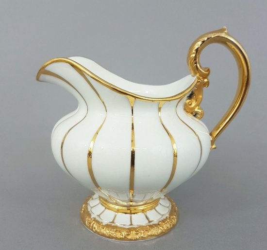 286　マイセン（Meissen）Xフォーム　金装飾のミルク入れ