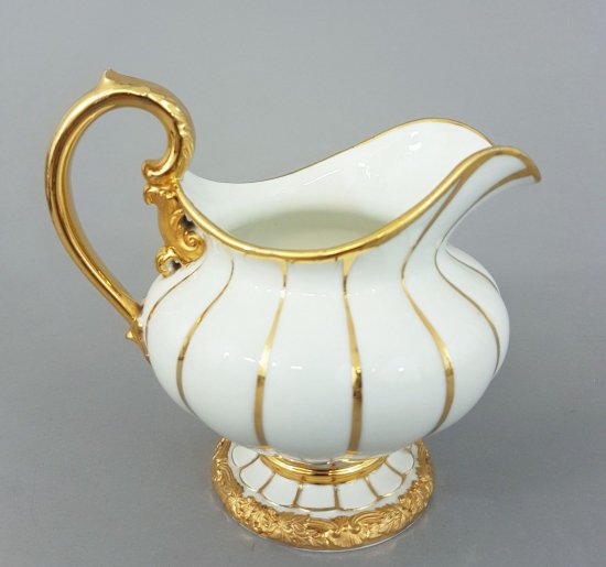 286　マイセン（Meissen）Xフォーム　金装飾のミルク入れ