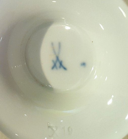 286　マイセン（Meissen）Xフォーム　金装飾のミルク入れ