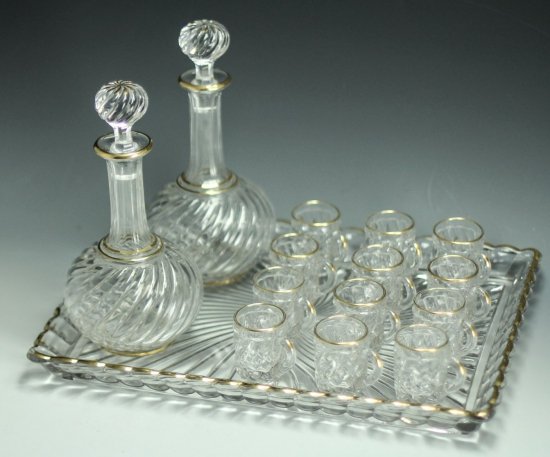 589　バカラ（Baccarat）クリスタル　リカーセット　１５点（サービング・トレイ、リキュール・デカンタ、グラス１２個）　1900年代