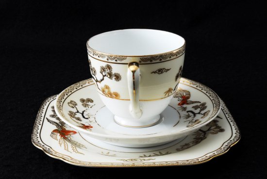 244 オールドノリタケ　金彩赤鳥紋様図　キャビネットセット