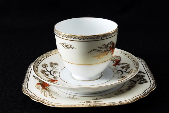 244 オールドノリタケ　金彩赤鳥紋様図　キャビネットセット